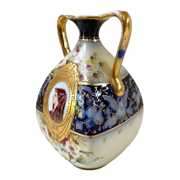 ANTIQUE RW RUDOLSTADT GERMANY PORCELAIN SMALL HAND PAINTED VASE - Picture 2 of 12